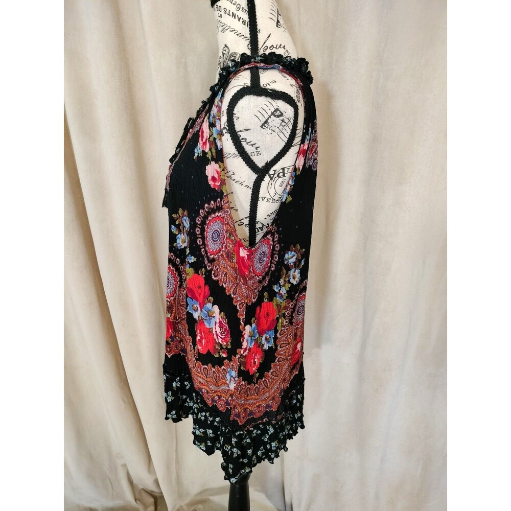 EUC! Bila Women's Black Boho Floral Top. Size XL - Picture 4 of 7